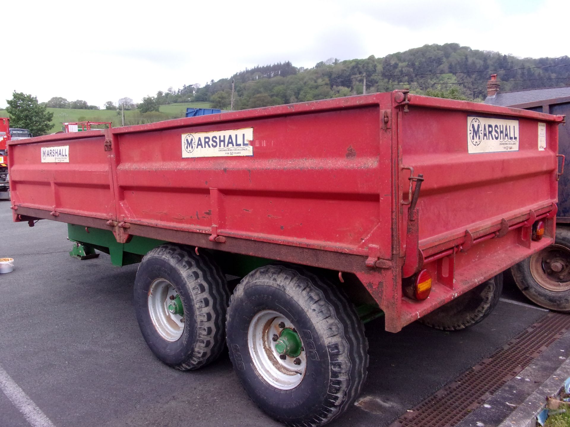 MARSHALL TWIN AXLE TIPPING TRAILER - Image 3 of 3
