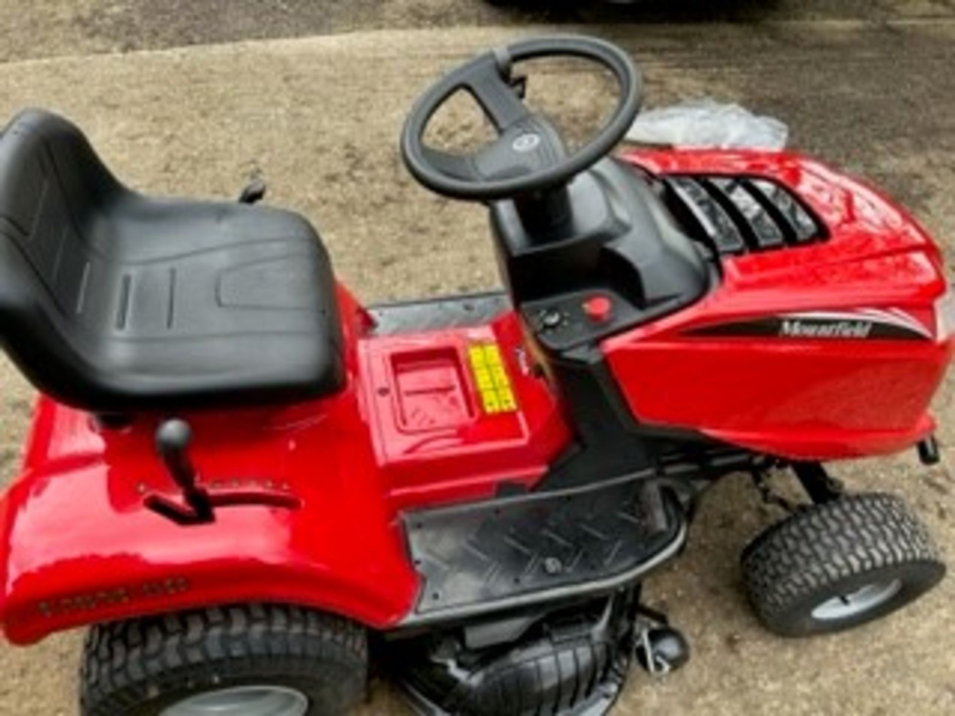 MOUNTFIELD T38 RIDE ON MOWER, 38" SIDE D - Image 6 of 10