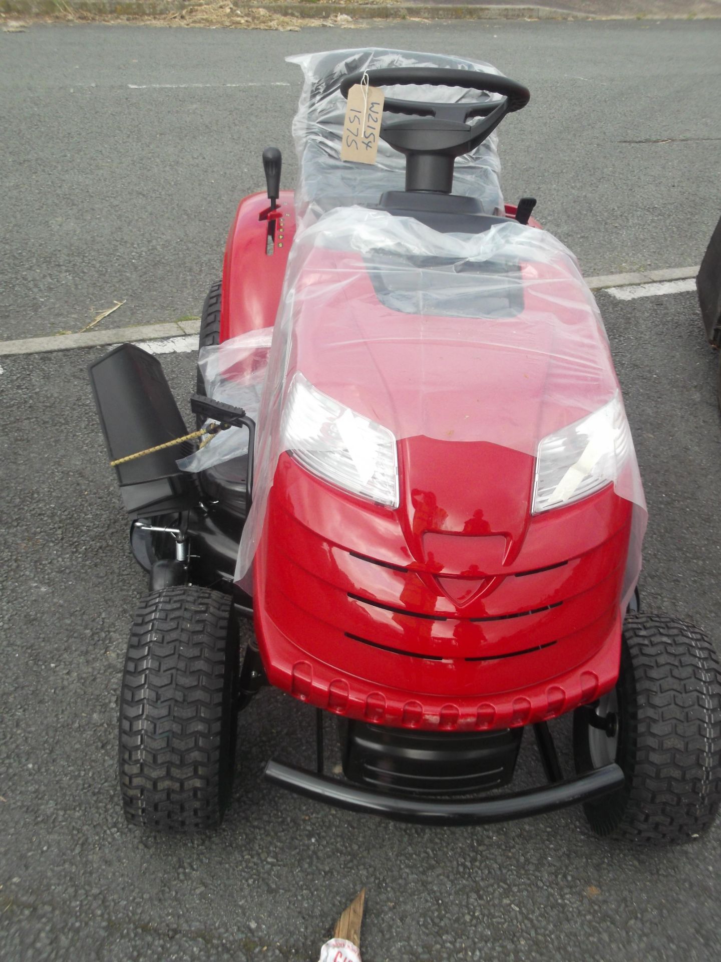 MOUNTFIELD T38 RIDE ON MOWER, 38" SIDE D