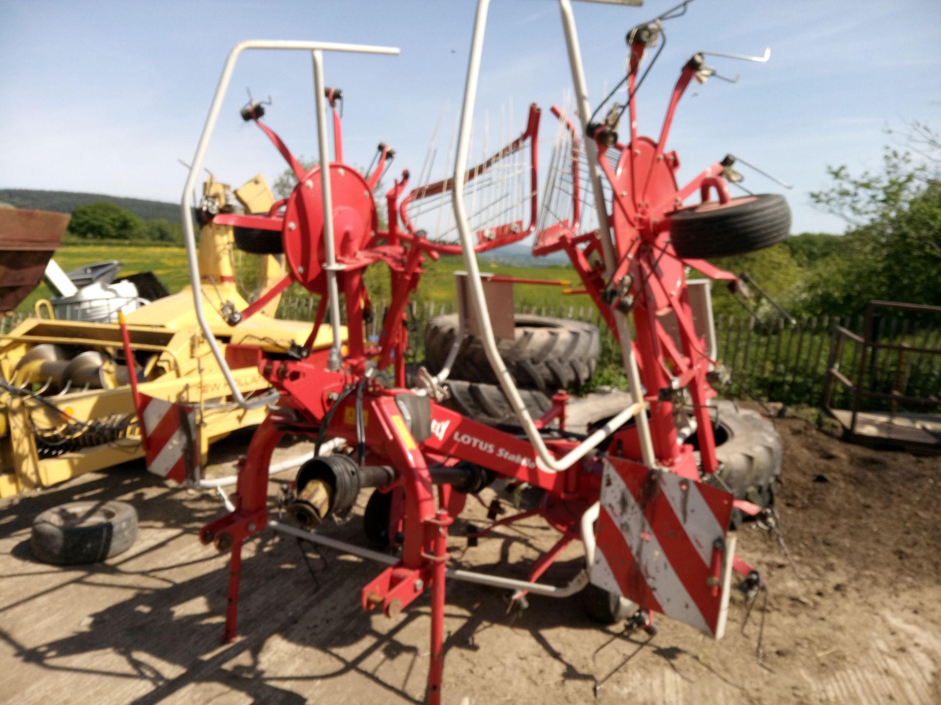 2008 LELY LOTUS 600 TEDDER/RAKE - Image 3 of 3