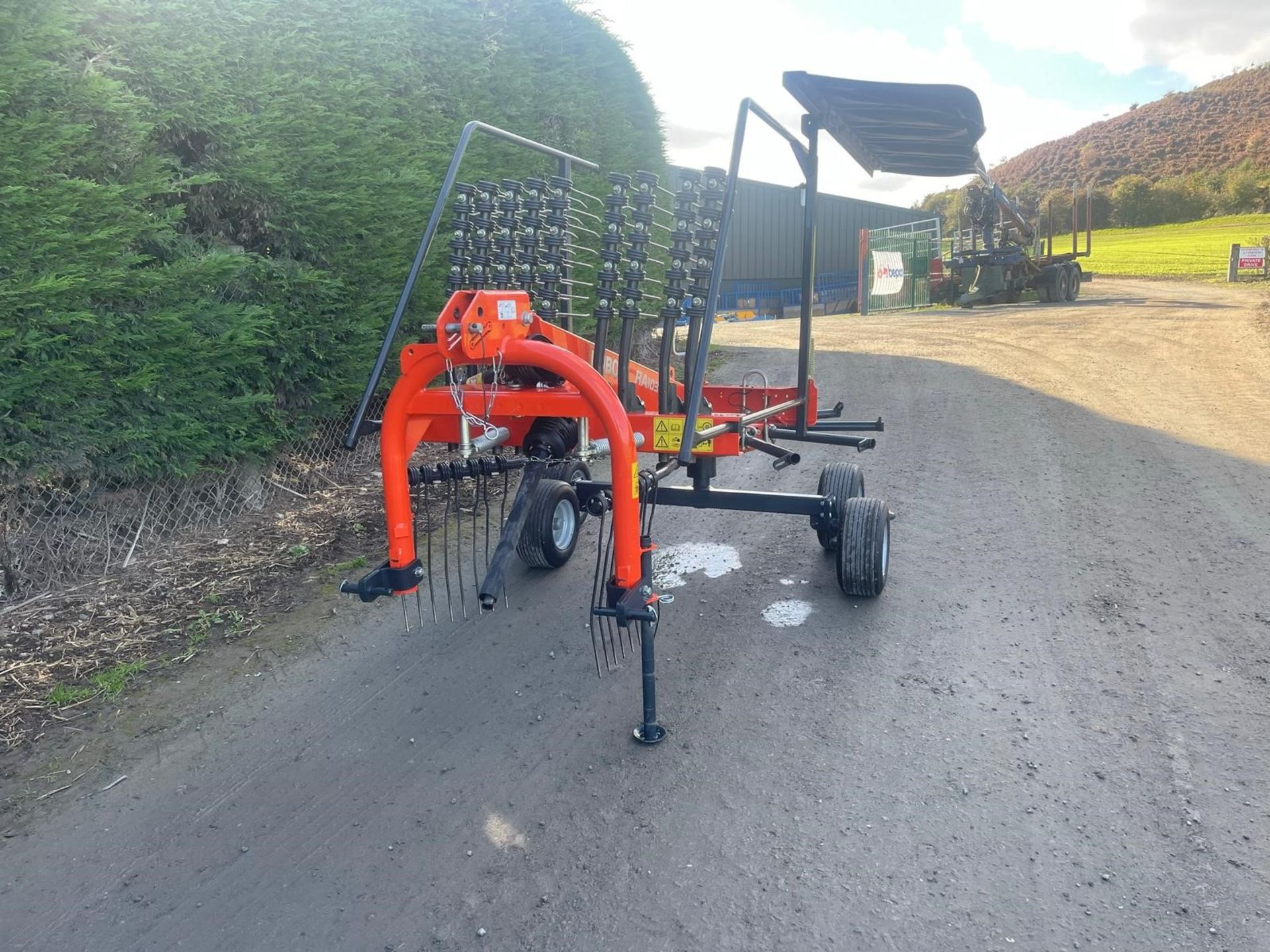 2019 KUBOTA RA1039 SINGLE ROTA RAKE - Image 6 of 6