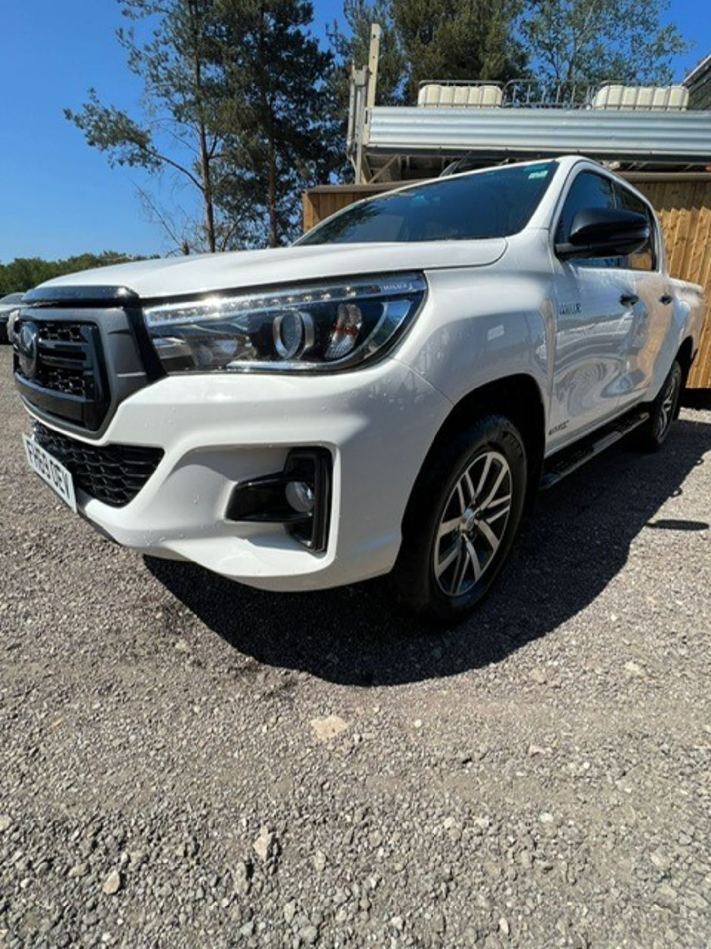 2020 TOYOTA HILUX INVINCIBLE - Image 6 of 13