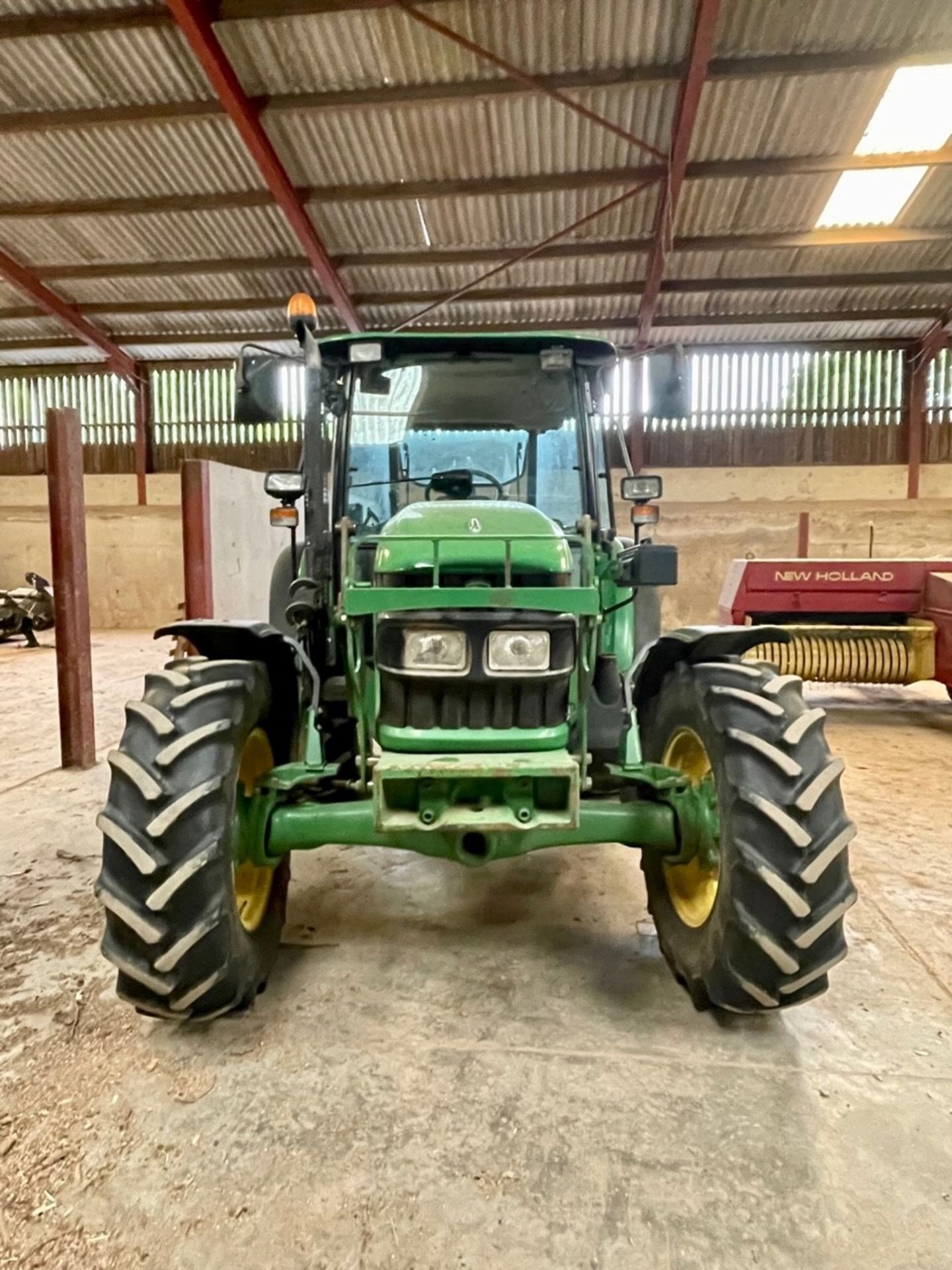 2008 JOHN DEERE 5620 4WD TRACTOR - Image 12 of 15