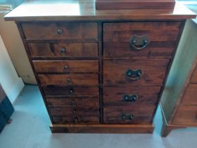 REPRO OAK CHEST OF DRAWERS