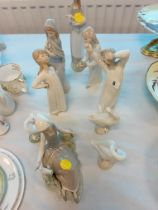 COLLECTION OF LLADRO FIGURES