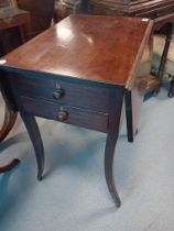 EARLY 19TH CENTURY PEMBROKE TABLE