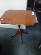 REPRODUCTION MAHOGANY TABLE