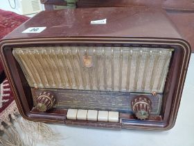 PHILLIPS BAKALITE RADIO