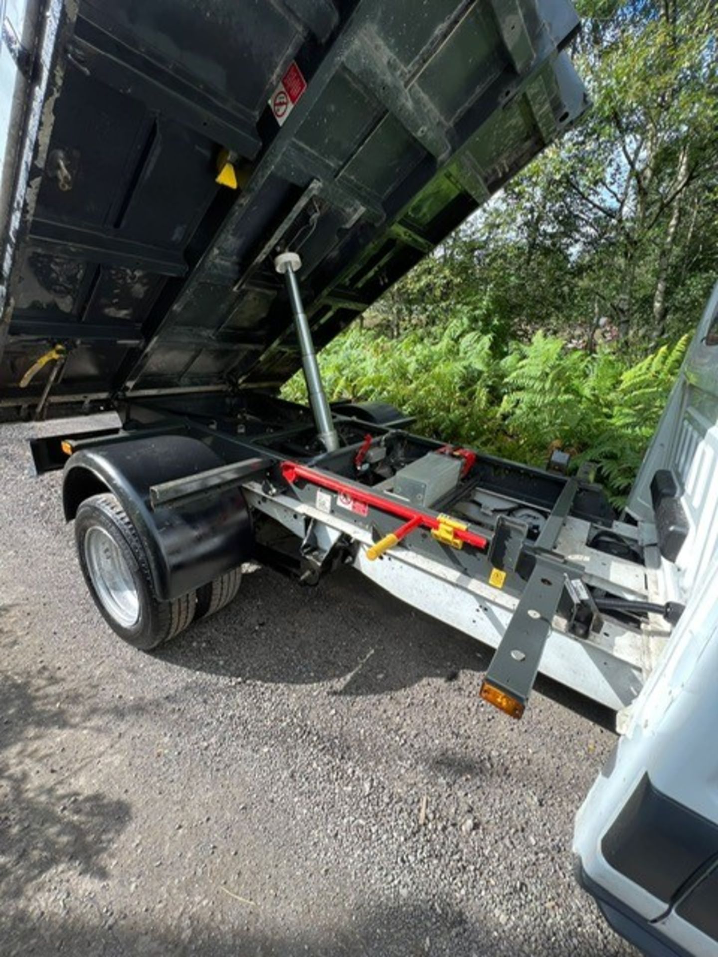 FORD TRANSIT TIPPER - Image 10 of 13