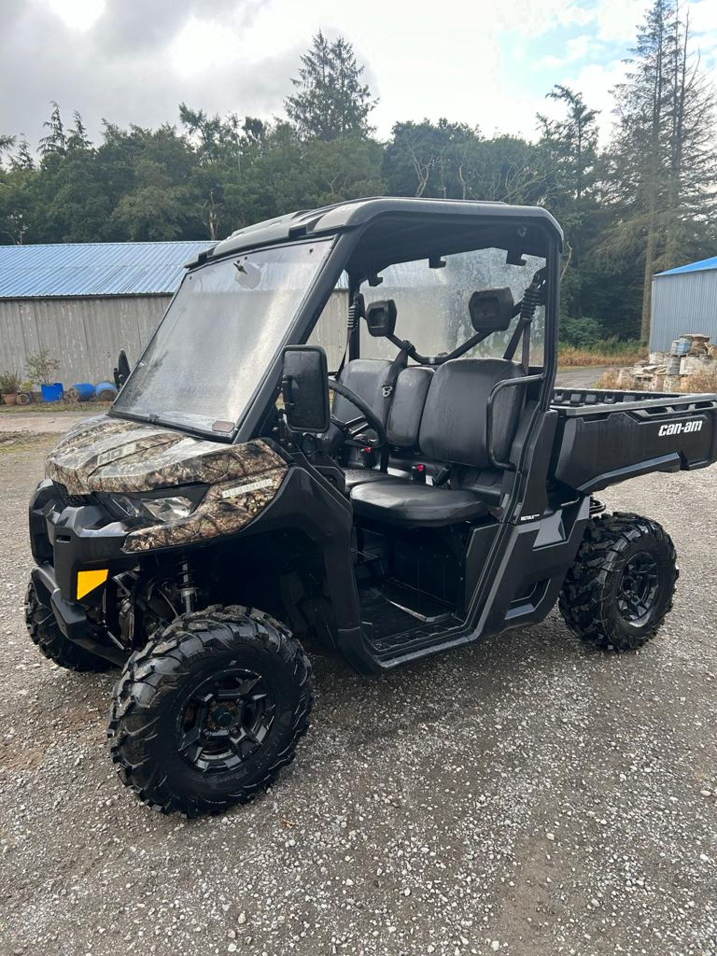 CAN-AM UTV MULE . 2016