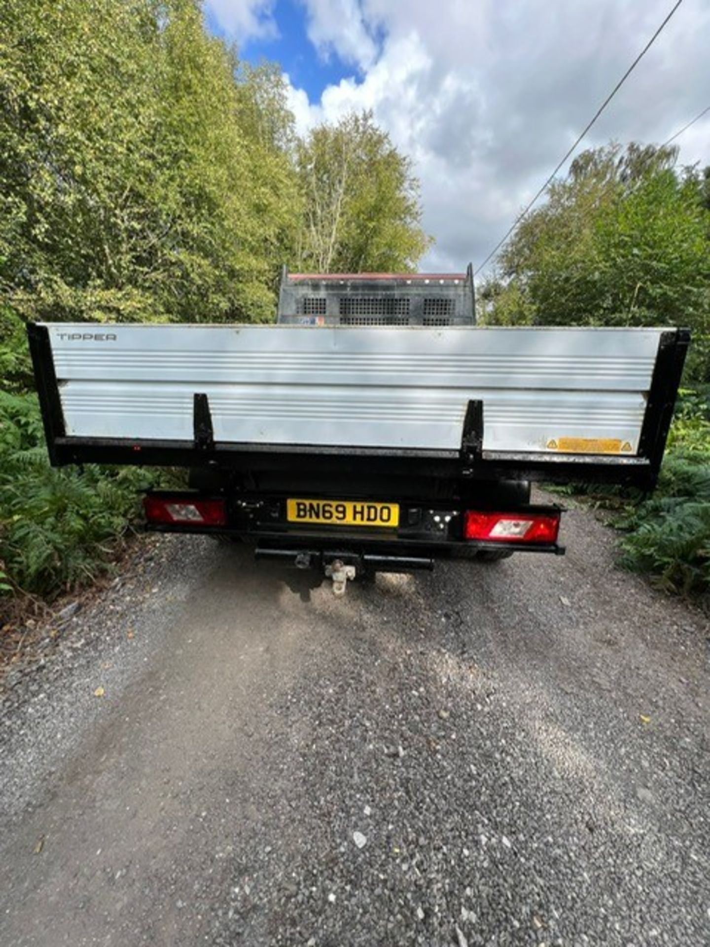 FORD TRANSIT TIPPER - Image 13 of 13