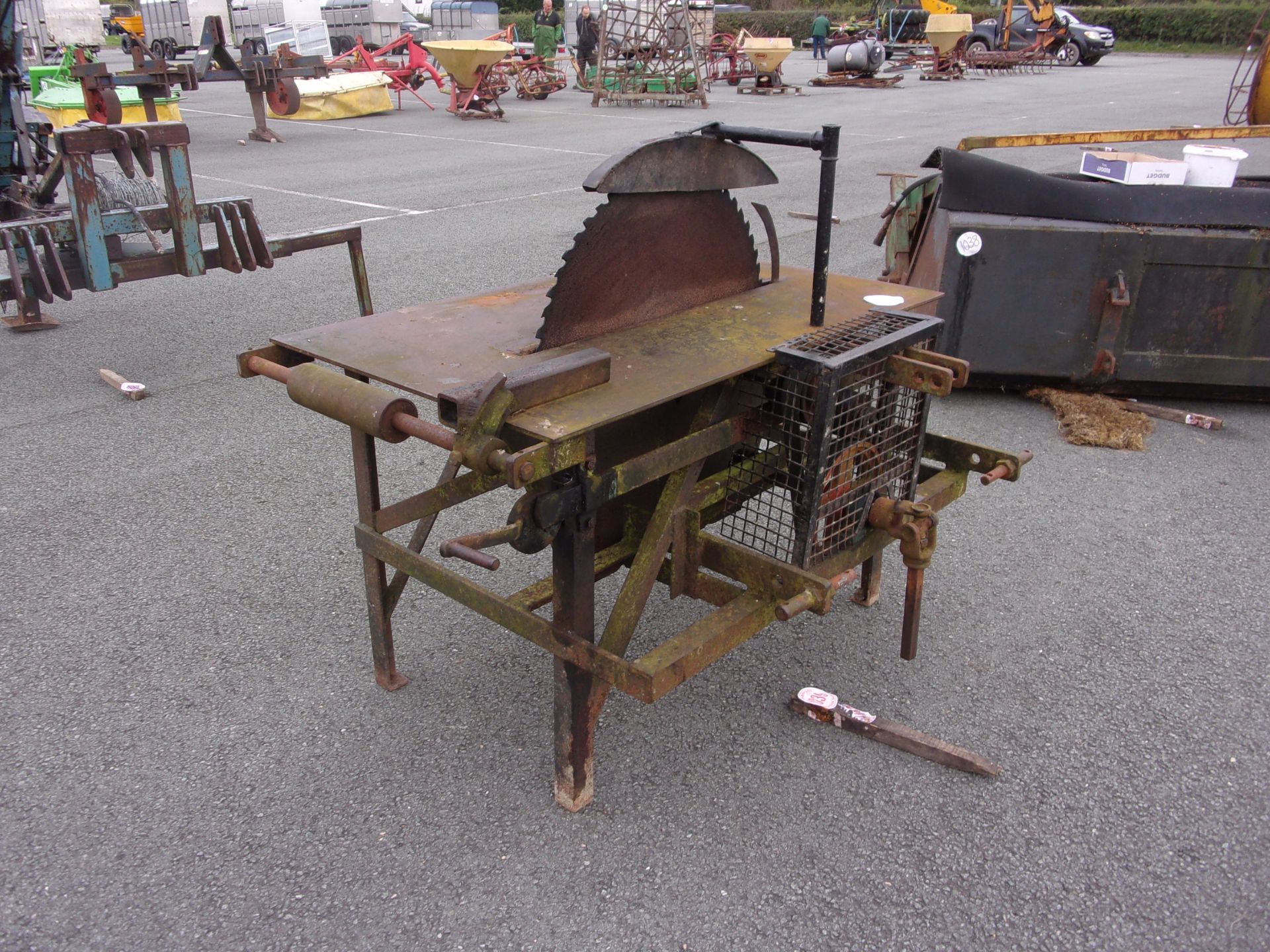 TRACTOR PTO SAWBENCH - Image 2 of 3