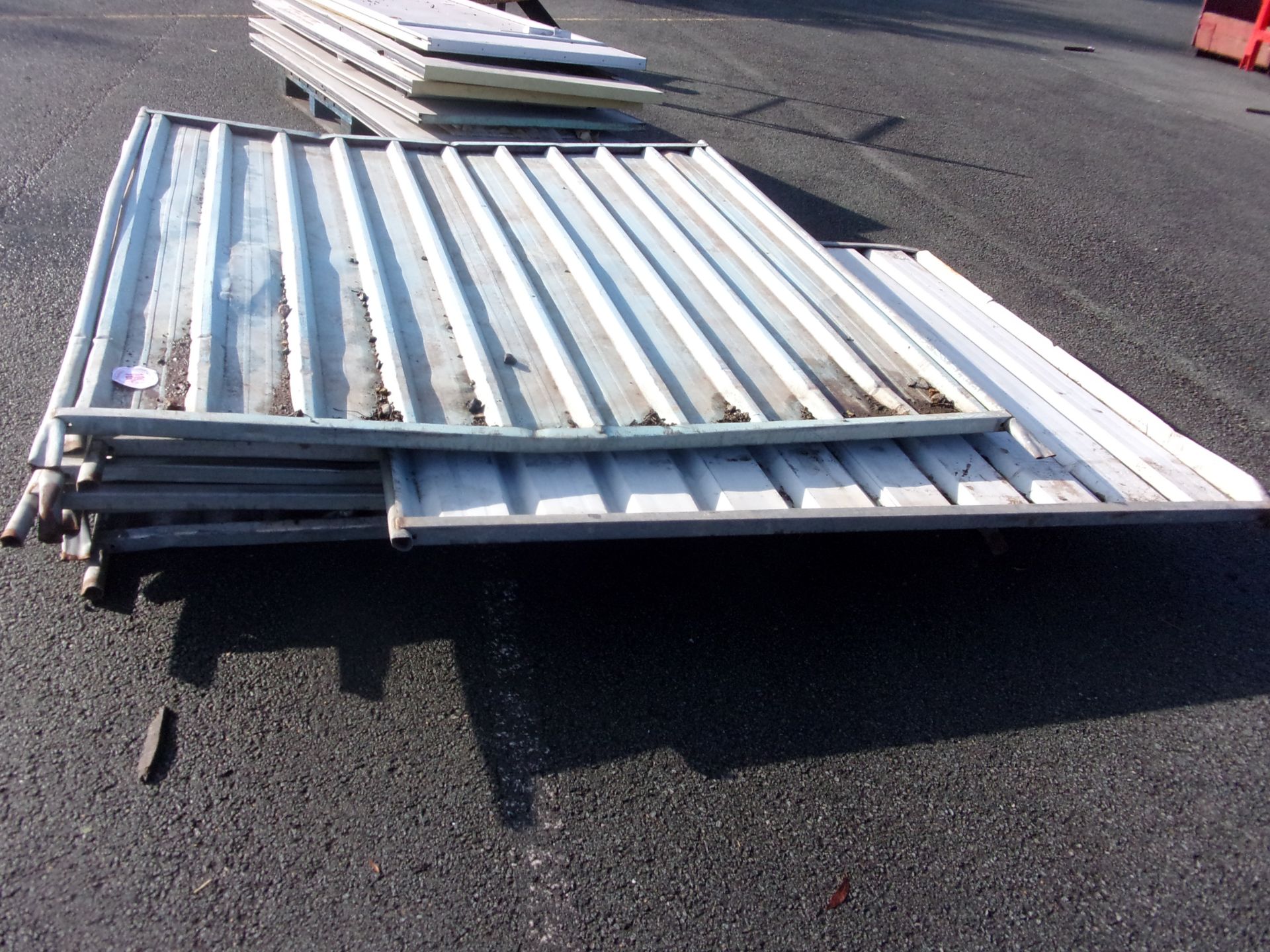 STEEL FENCE PANELS - Image 2 of 2