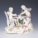 Barock-Amorettengruppe: Die Lotterie. Meissen.