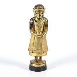 Stehender Buddha mit Gefäß.