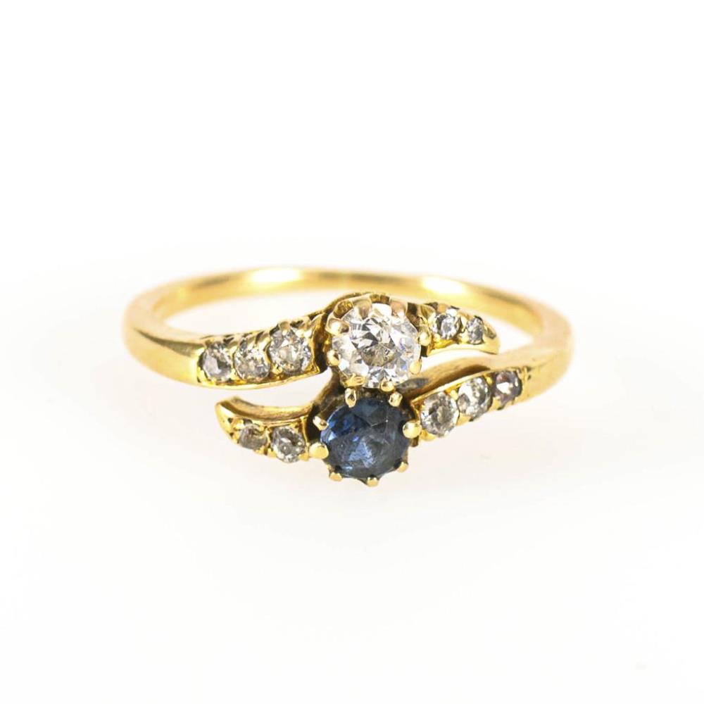 Ring mit Altschliff-Brillant, Saphir und Diamantrosen, um 1900. - Image 2 of 2