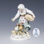 Mädchen, Hühner fütternd. Meissen.