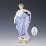 Figur aus Tanz der Horen. Meissen.