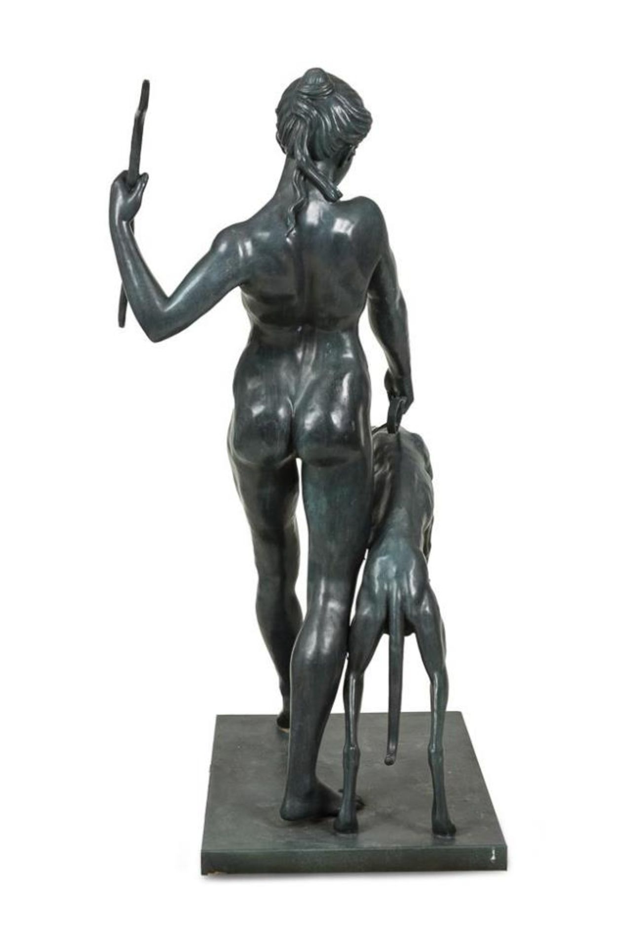 MCCARTAN, Edward (nach) (1879 Albany - 1947 New Rochelle). Große Gartenbronze: Diana mit Jagdhund. - Image 7 of 14