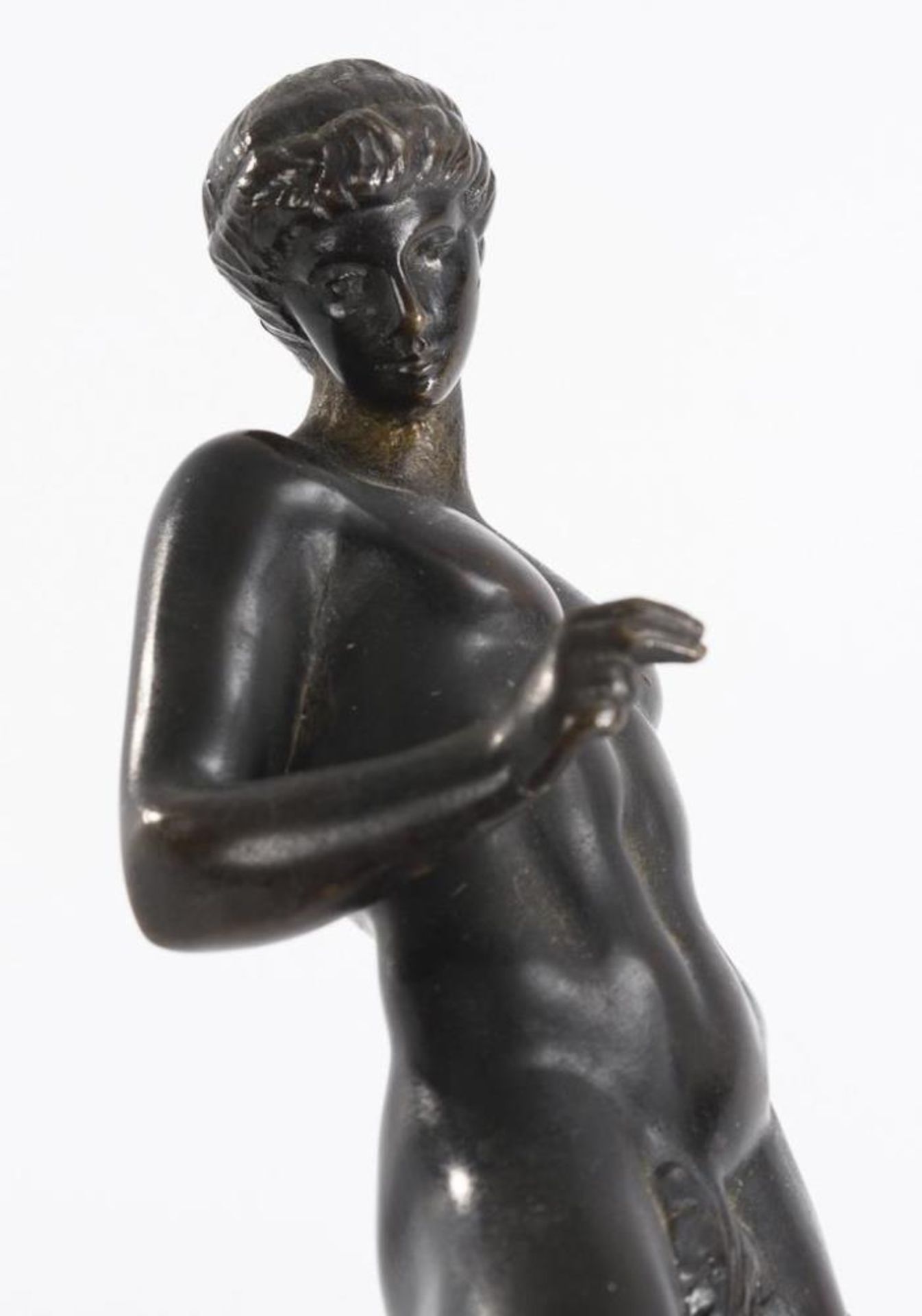 Bronzestatuette des Diskophoros nach Polyklet. - Bild 3 aus 4