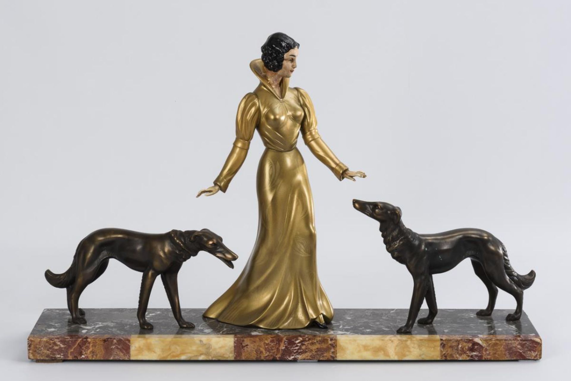MELANI, Salvatore (nach) (1902 - 1934). Art-déco-Figurengruppe: Dame mit Hunden.