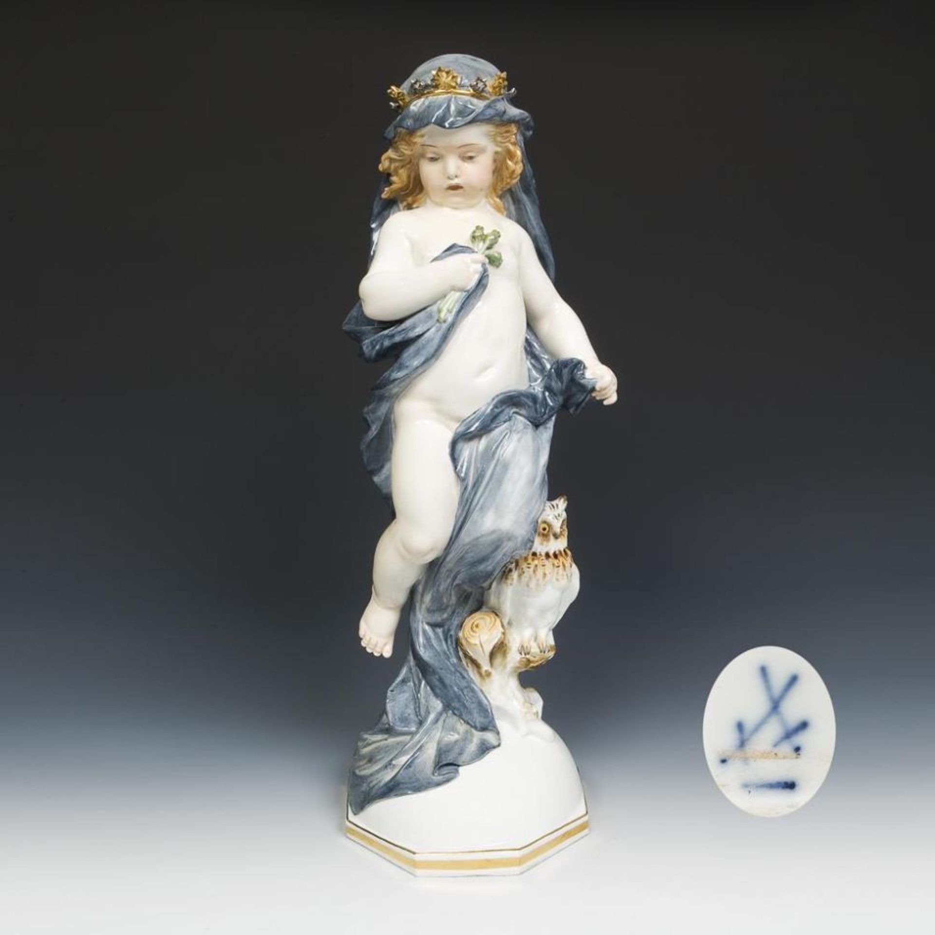 Große Figur: Allegorie-Die Nacht.  Meissen.