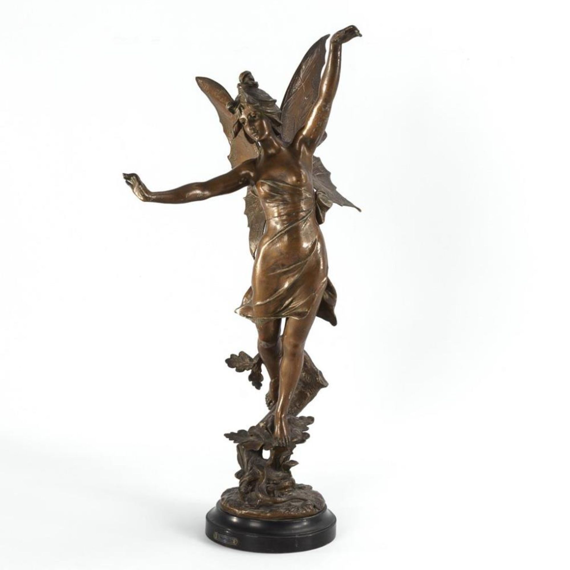 Große Jugendstil-Figur: "Le Papillon".