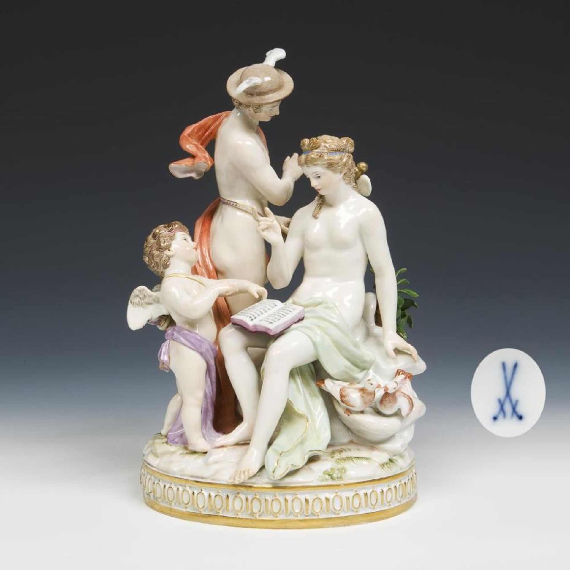 Venus mit Amor und Merkur.  Meissen.