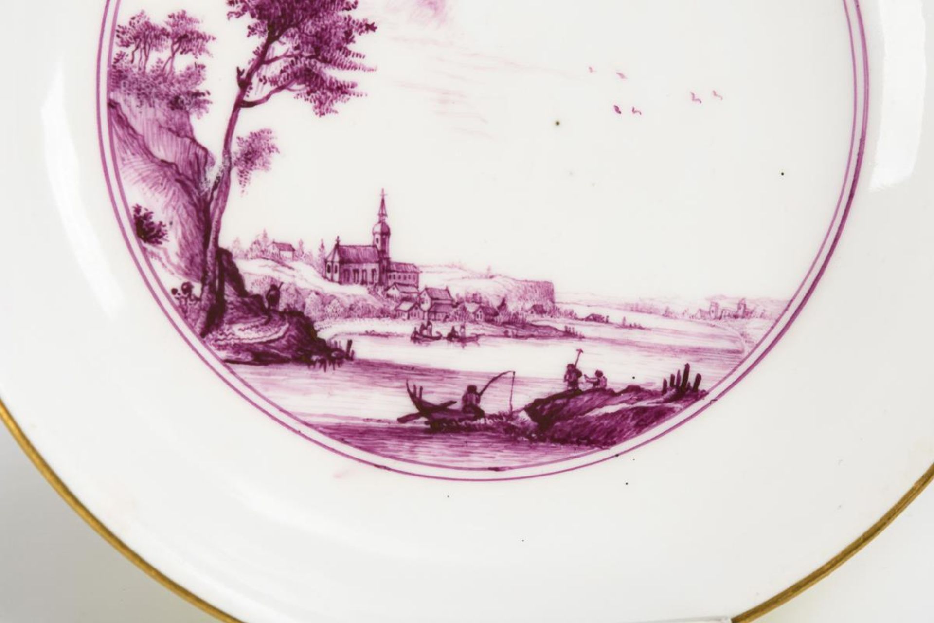 Barocke Tasse mit Gelbfond und Purpurmalerei.  Meissen. - Bild 4 aus 5