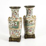 Paar chinesische Vasen mit französischen Bronzemontierungen.