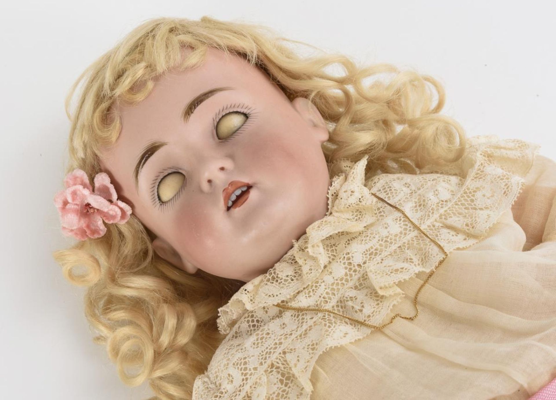 Blondes Puppen-Mädchen "Antonia".  J.D. Kestner. - Bild 3 aus 4