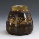 Jugendstil-Vase mit Landschaftsdekor. Muller Frères.