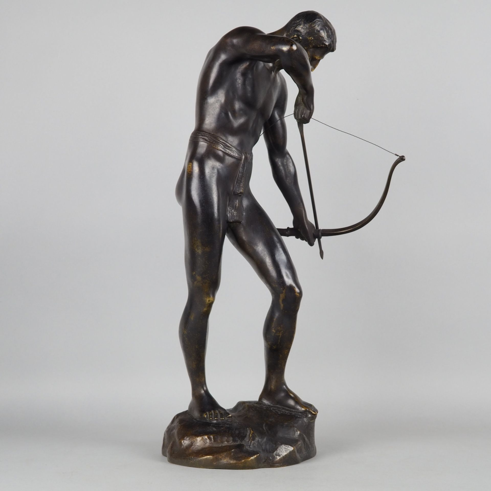 Athletic semi-nude of an archer by Schmidt-Felling around 1900. - Image 3 of 5