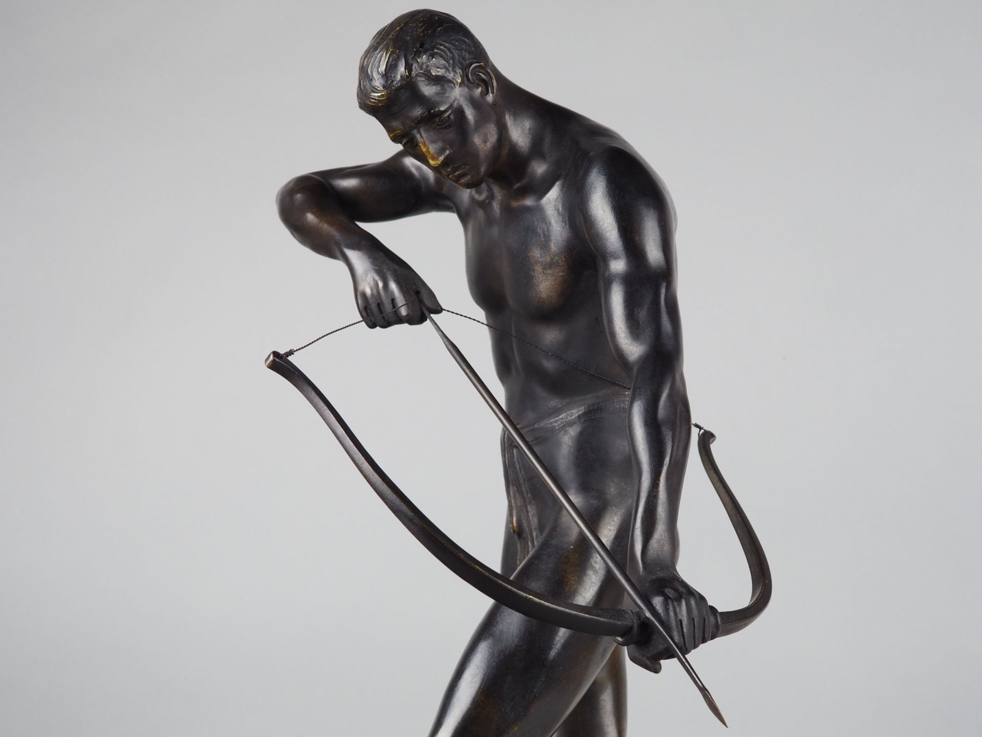 Athletic semi-nude of an archer by Schmidt-Felling around 1900. - Image 4 of 5