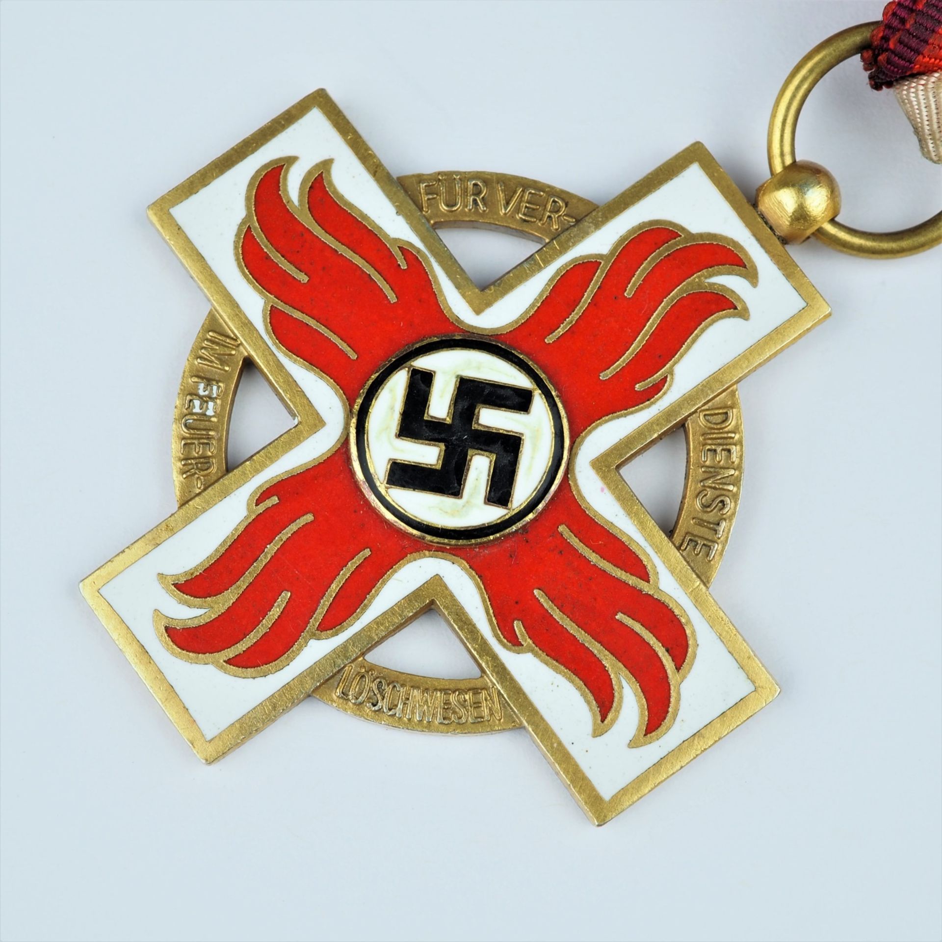 Drittes Reich: Feuerwehr-Ehrenzeichen 1. Stufe (1938 - 1945) - Bild 3 aus 3