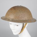 2. WK Britischer Tellerhelm mit orig. Innenfutter