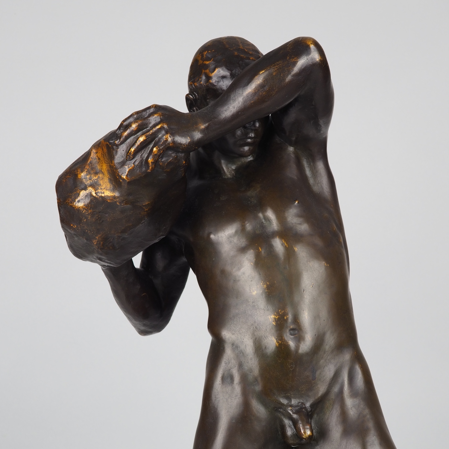 Impressive large bronze of a male naked athlete throwing a huge stone by Paul Moye around 1920 - Image 5 of 7