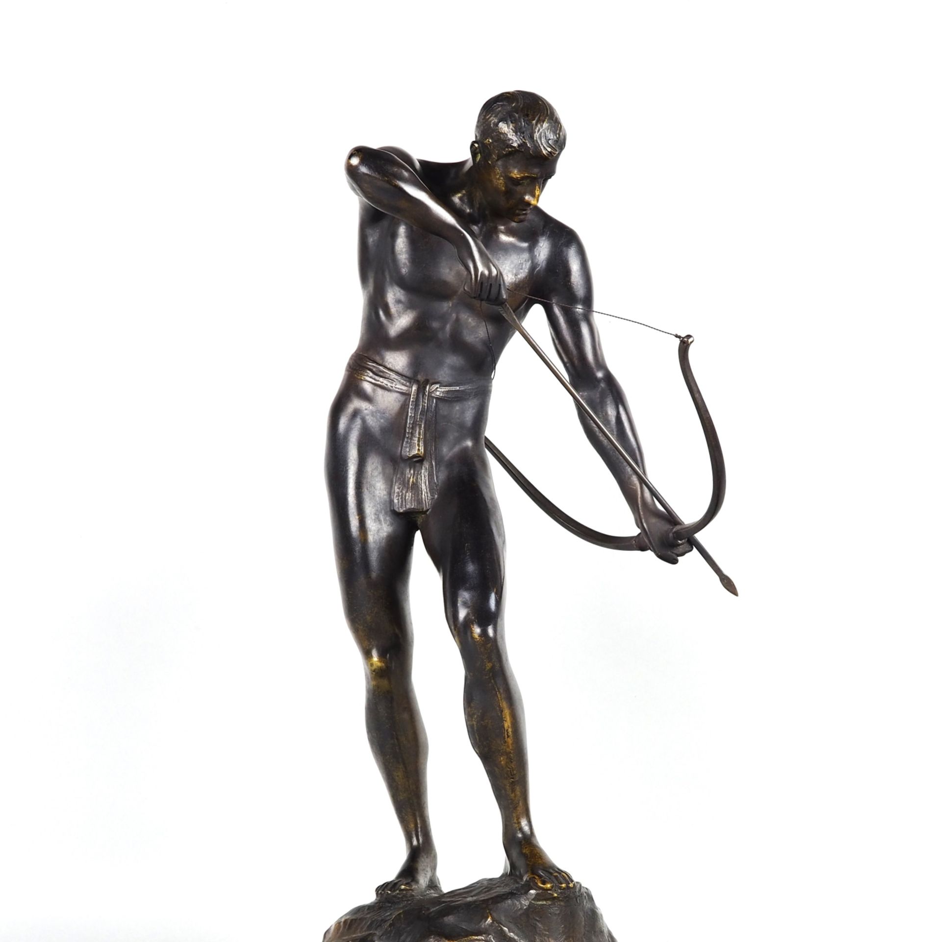 Athletic semi-nude of an archer by Schmidt-Felling around 1900.