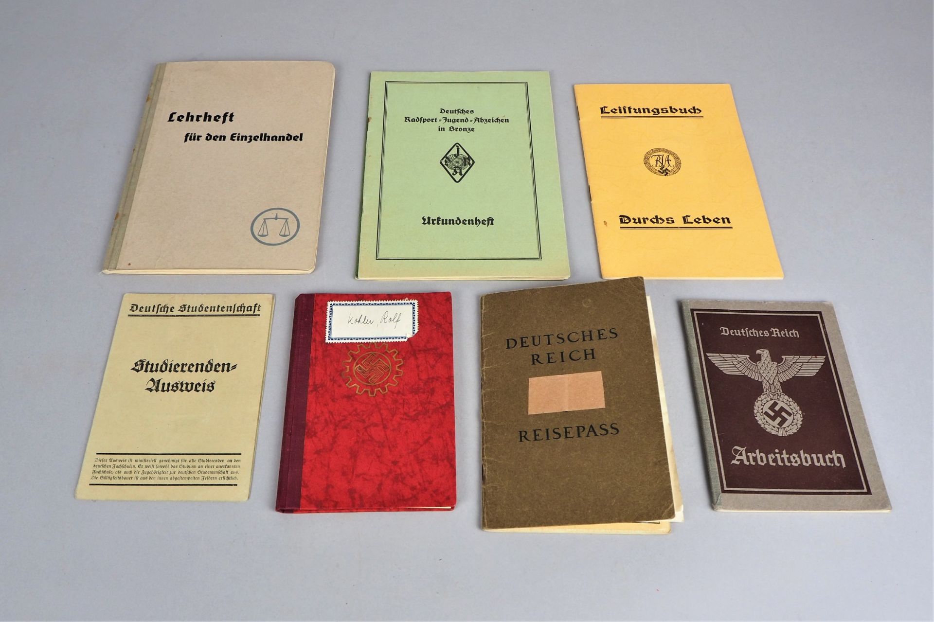 German Reich: mixed lot of identity cards & documents, belonging together