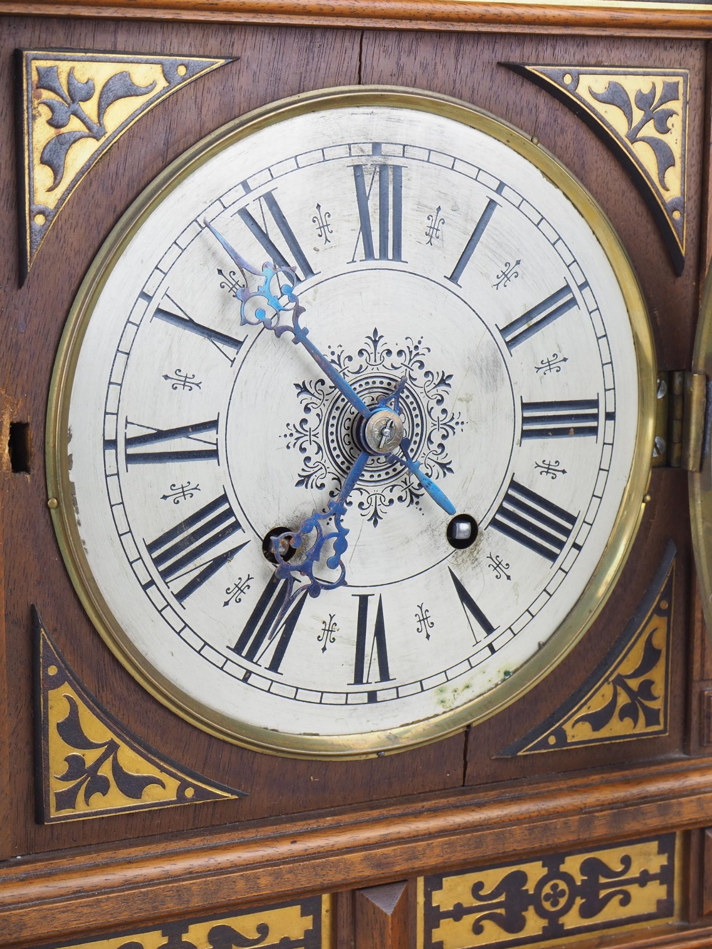 Lorenz Furtwängler & Söhne (LSF), mantel clock with console, c. 1880 - Image 3 of 7