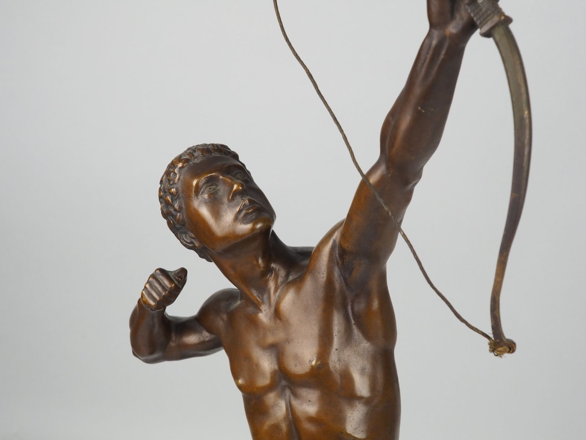 Athletic semi-nude of an archer by Nikolaus Wendelin Schmidt, bronze early 20th century. - Image 4 of 7