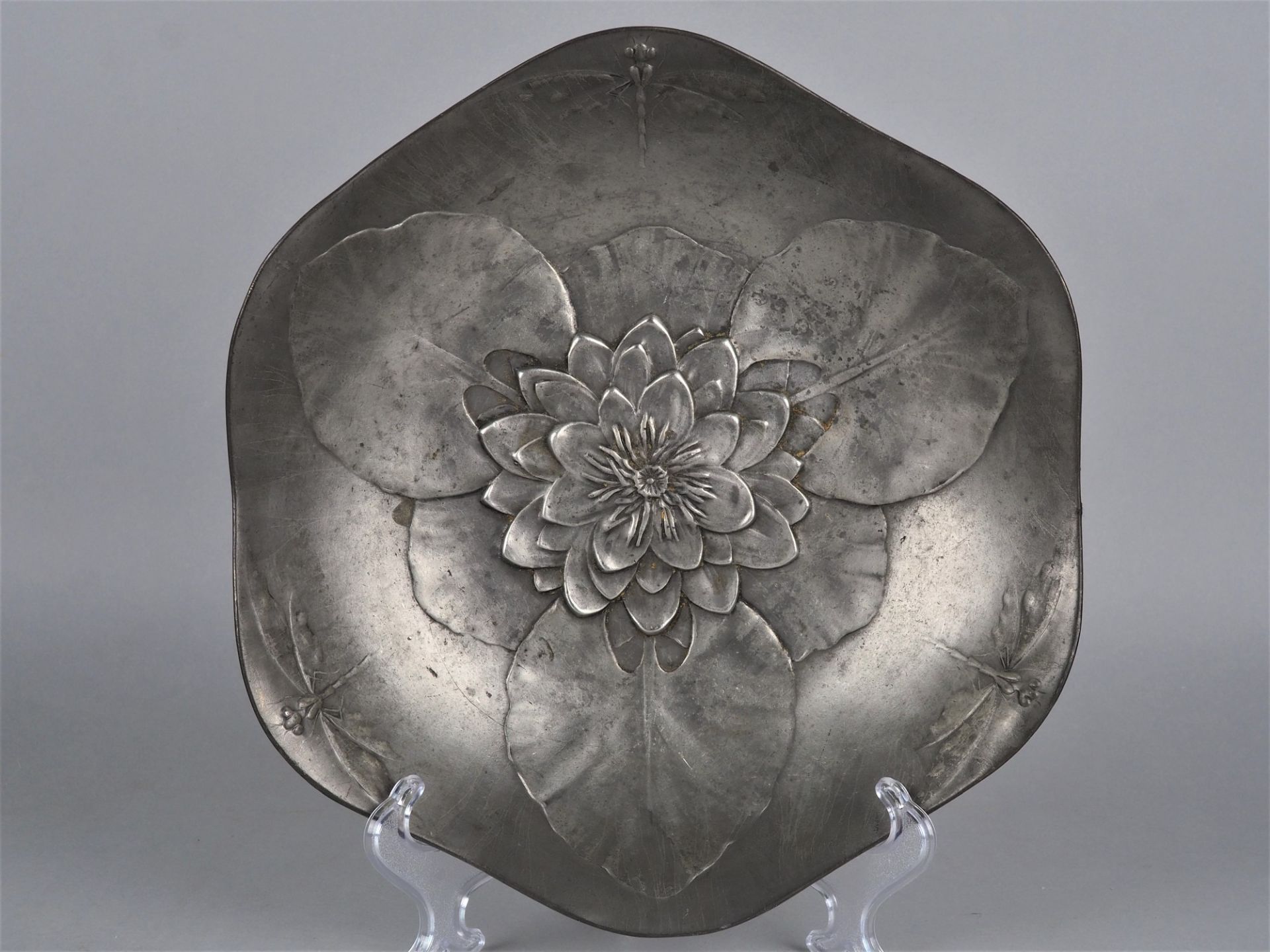 Art Nouveau bowl, Kayser pewter