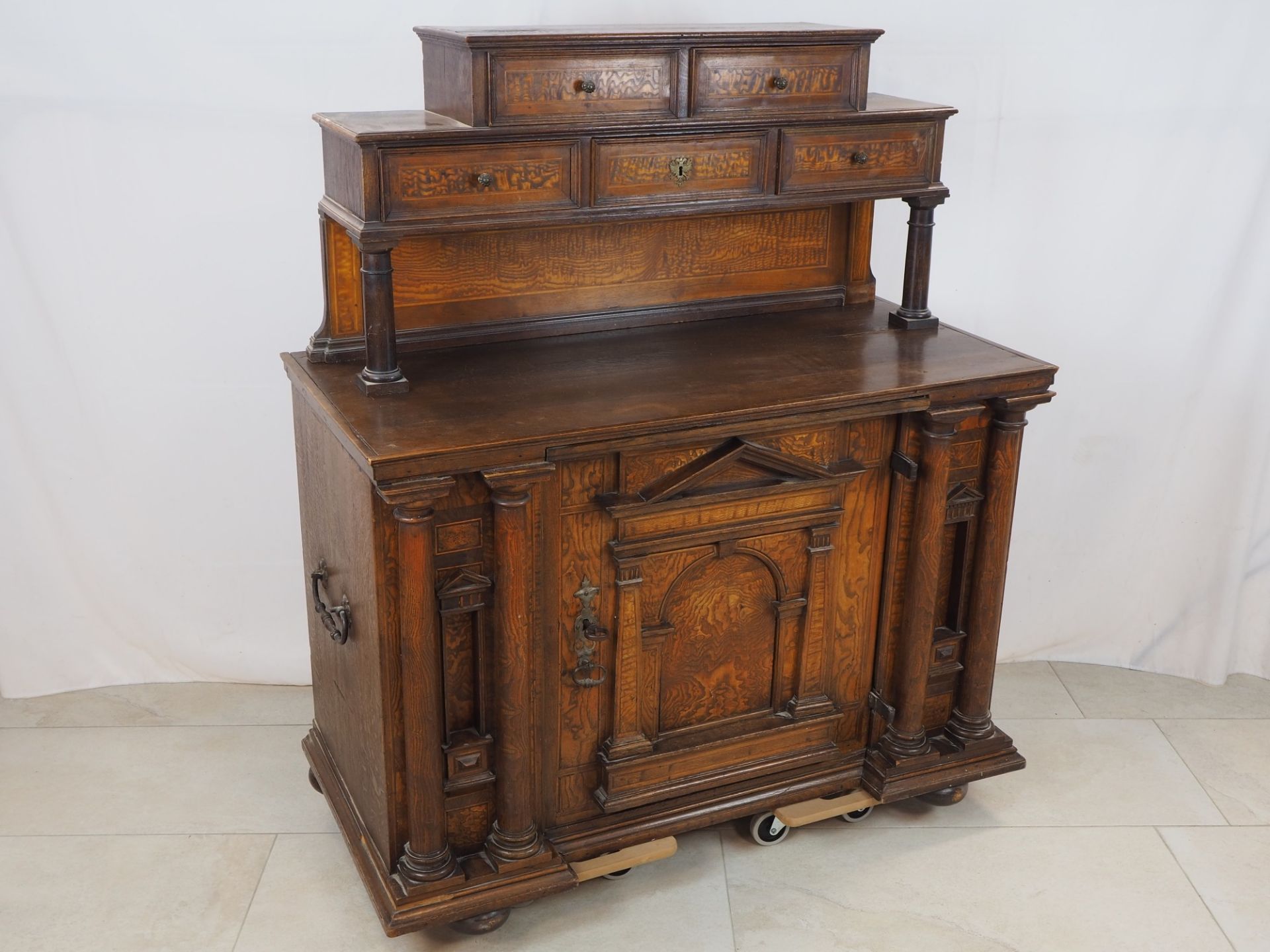 Ulm furniture, sideboard with attachment, probably 17th/18th century. 