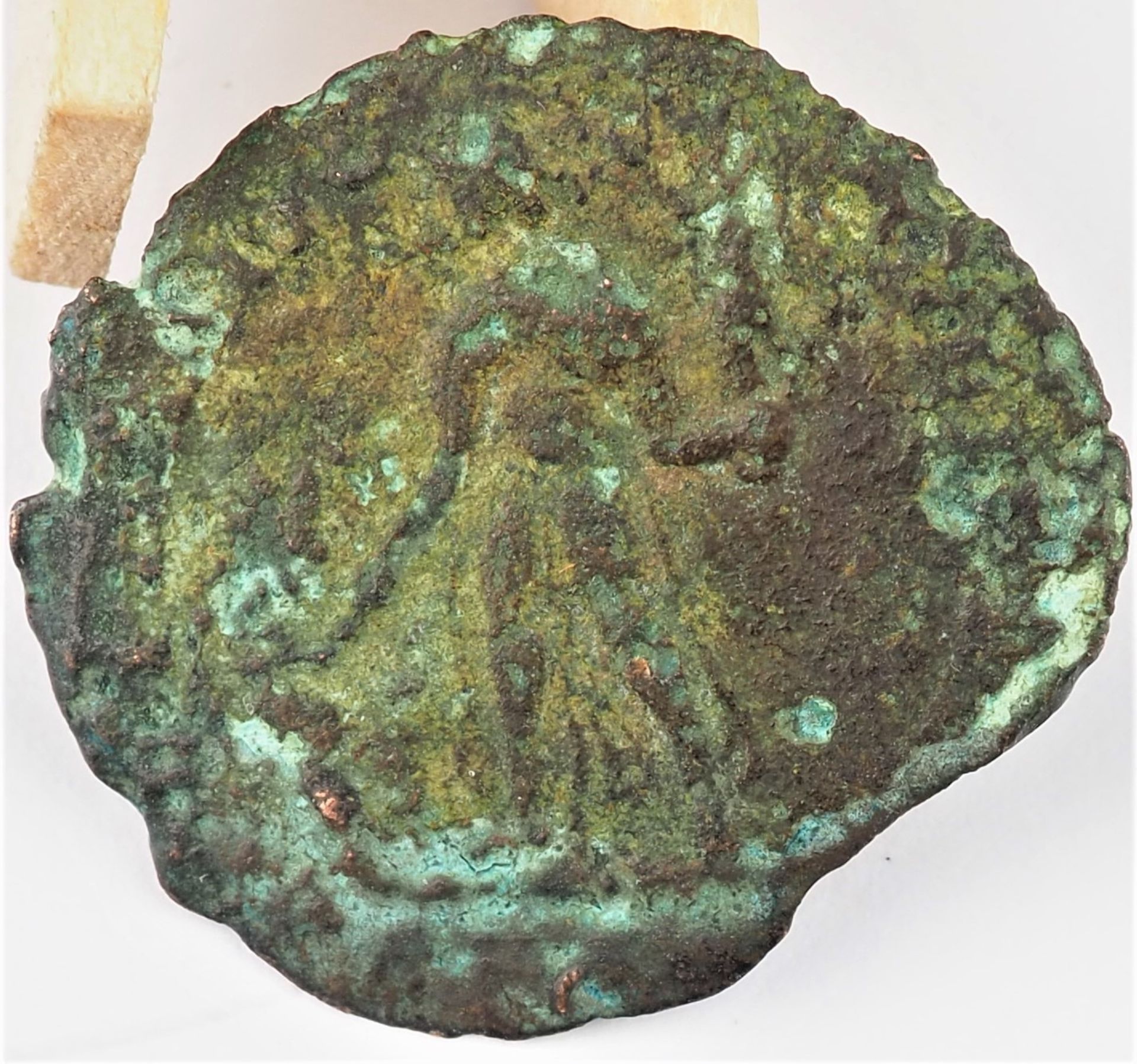 Pair of Roman coins - Image 5 of 6