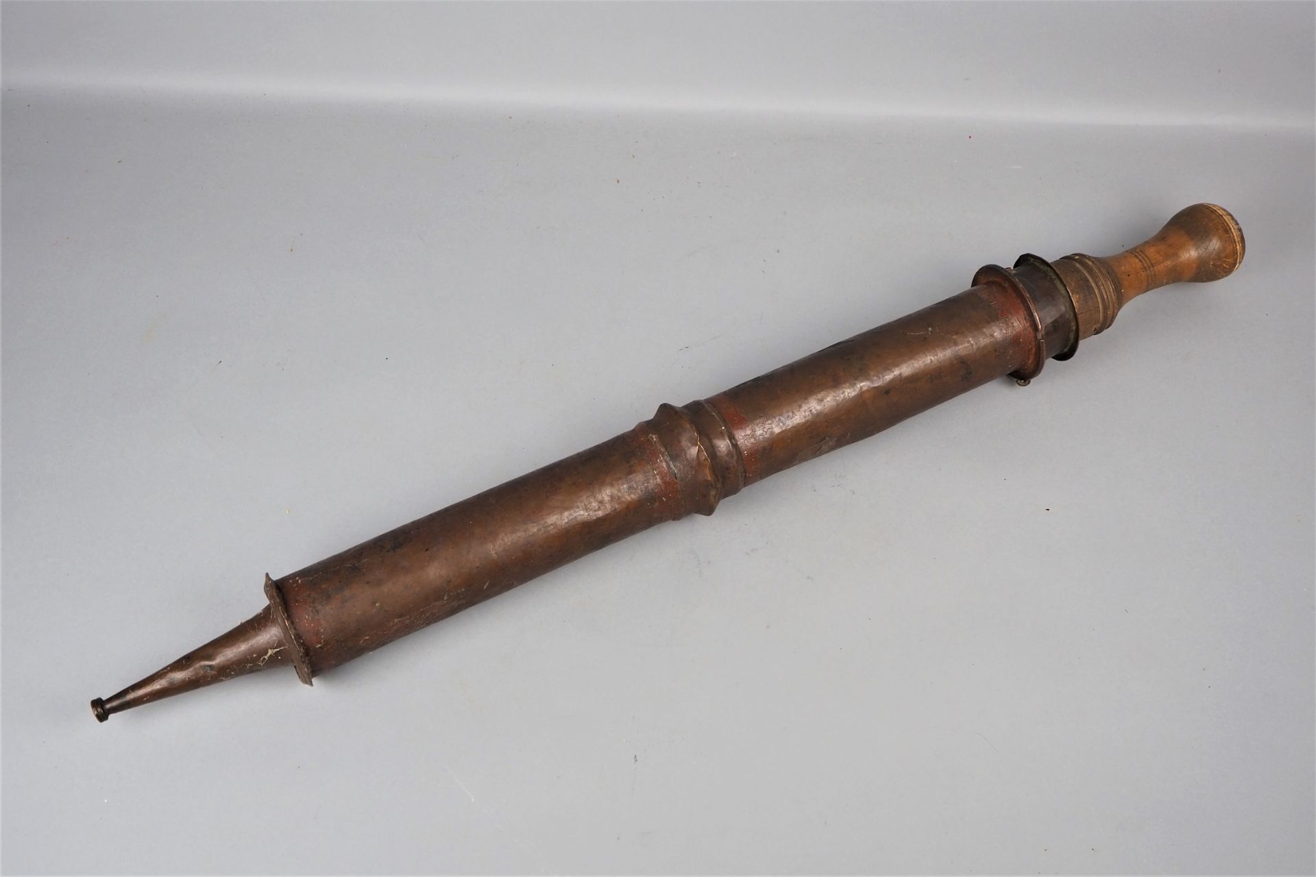 Domestic copper fire extinguisher, around 1800. - Image 3 of 3