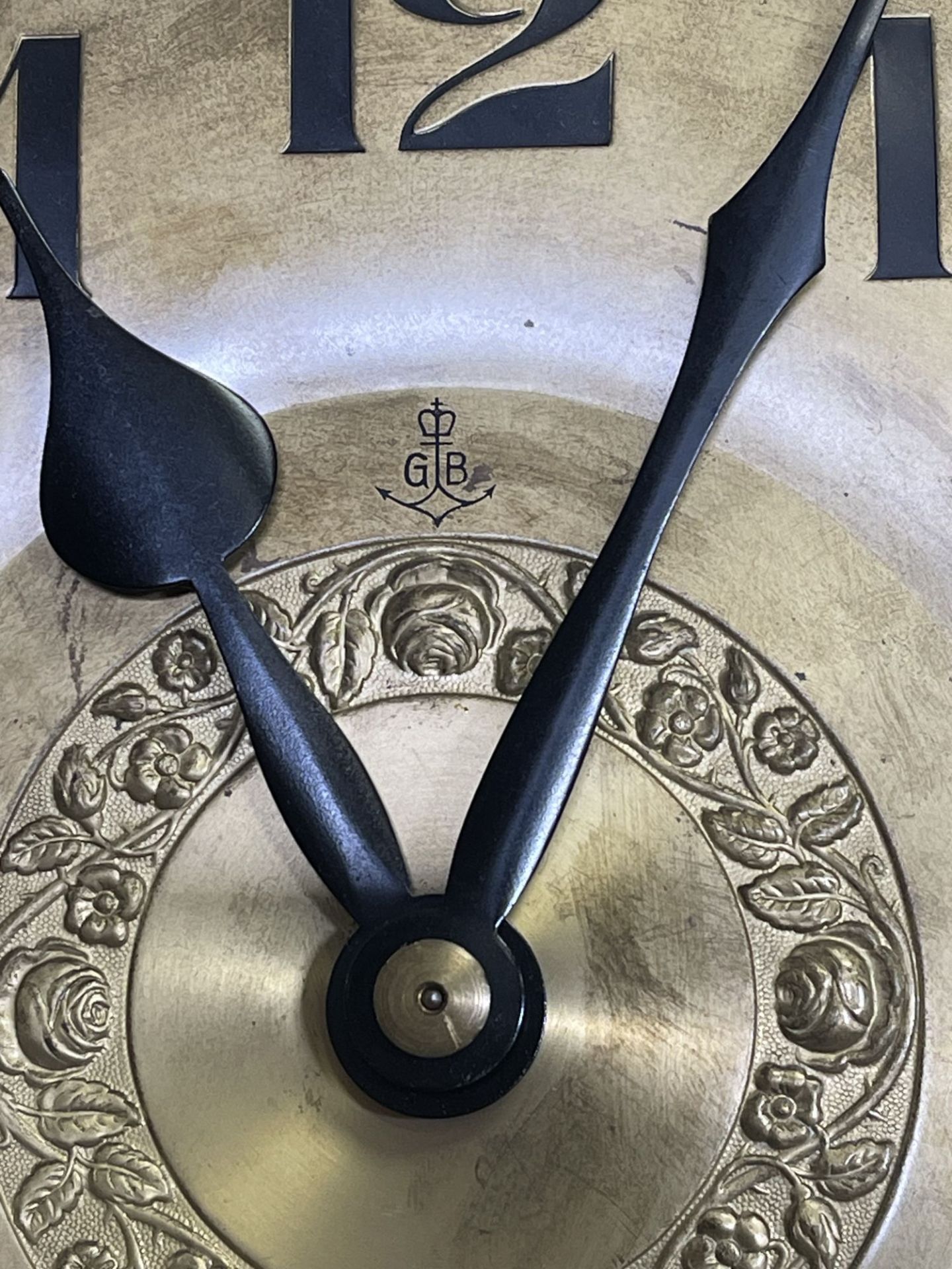 Simple art deco grandfather clock, beginning of 20th century. - Image 7 of 10