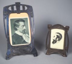 Convolute Art Nouveau picture frames, around 1900.