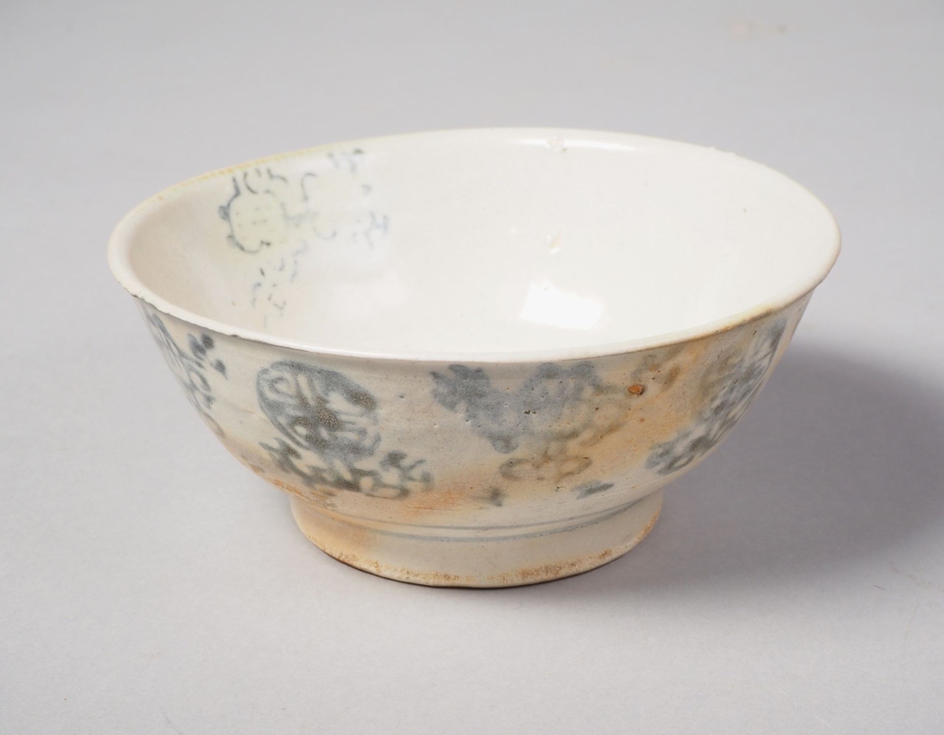 Chinese porcelain bowl, around 1800