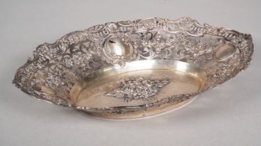 Silver bowl, 800, rose decoration