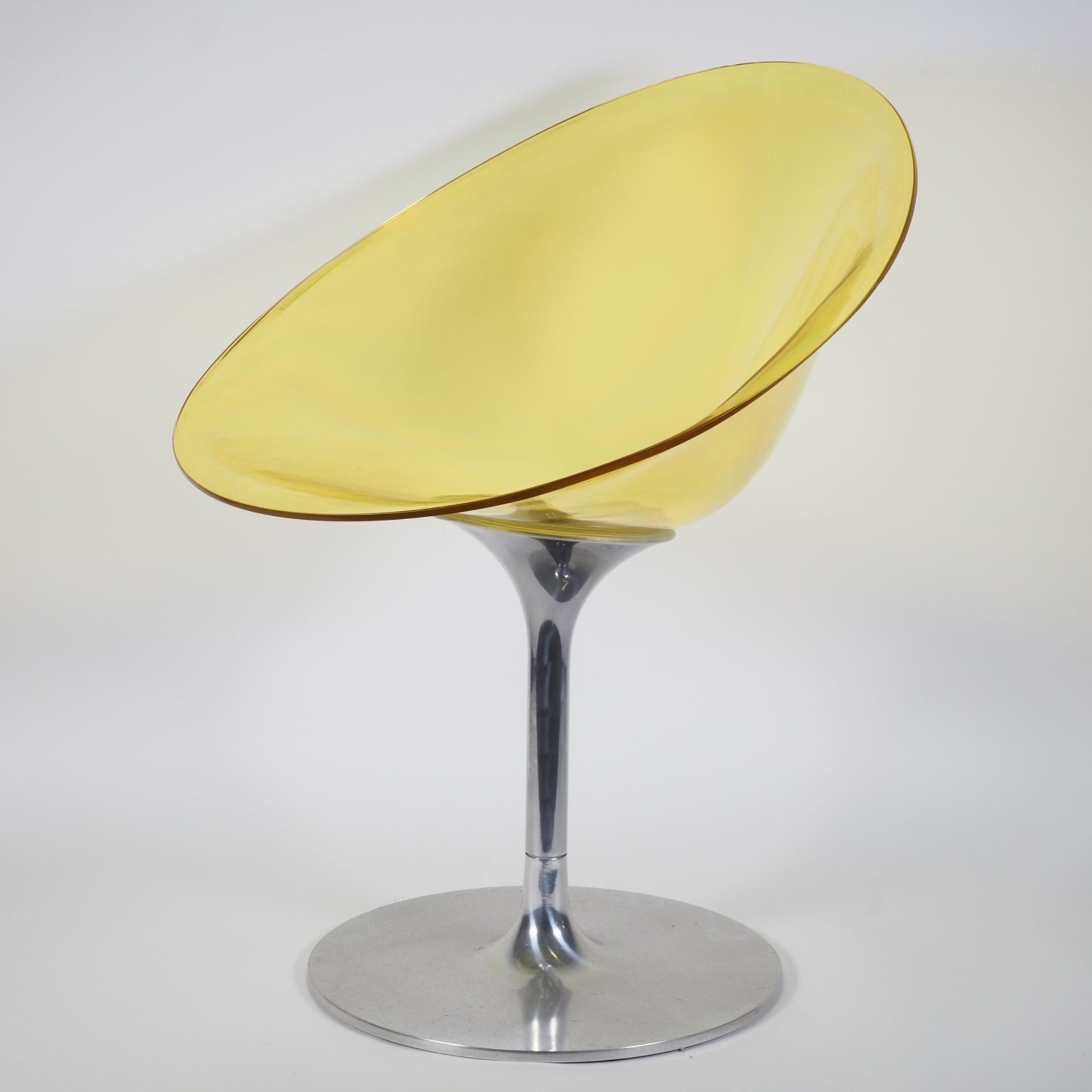 Kartell Ero S designer swivel chair - design by Philippe Starck 